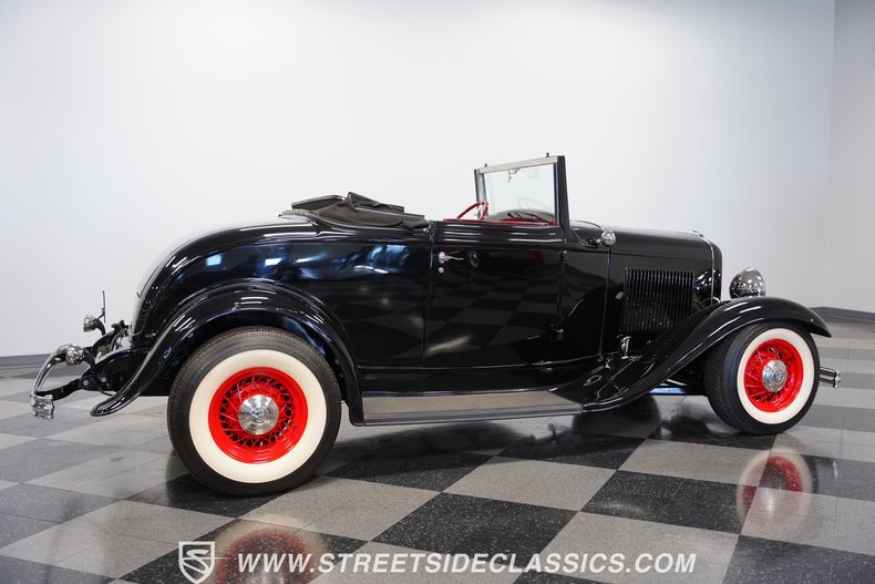 Unknown-Cabriolet-1932-Black-Red-19
