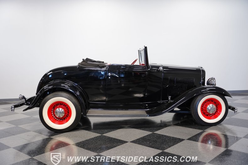Unknown-Cabriolet-1932-Black-Red-20