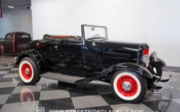 Unknown-Cabriolet-1932-Black-Red-21