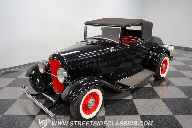 Unknown-Cabriolet-1932-Black-Red-25