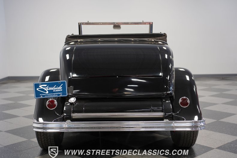 Unknown-Cabriolet-1932-Black-Red-28