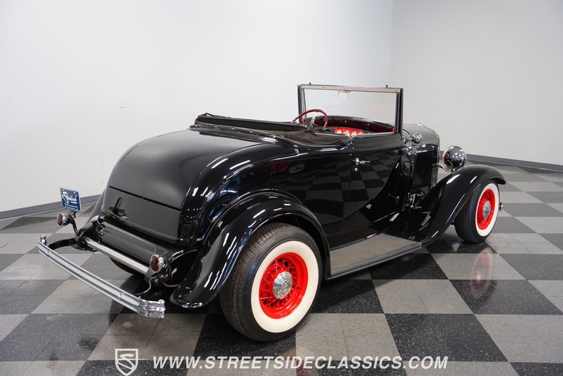 Unknown-Cabriolet-1932-Black-Red-29