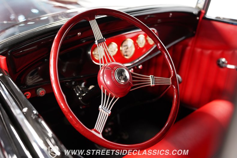 Unknown-Cabriolet-1932-Black-Red-41