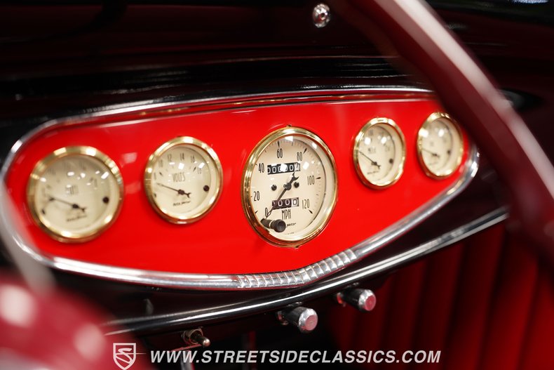 Unknown-Cabriolet-1932-Black-Red-43