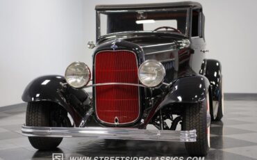 Unknown-Cabriolet-1932-Black-Red-8