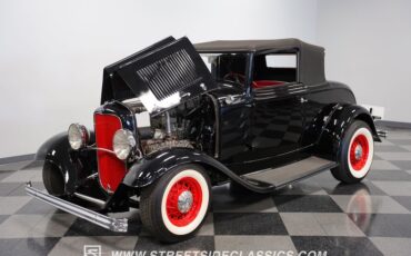 Unknown-Cabriolet-1932-Black-Red-9