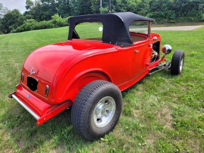 Unknown-Cabriolet-1932-Red-Tan