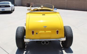 Unknown-Cabriolet-1932-yellow-brown-1