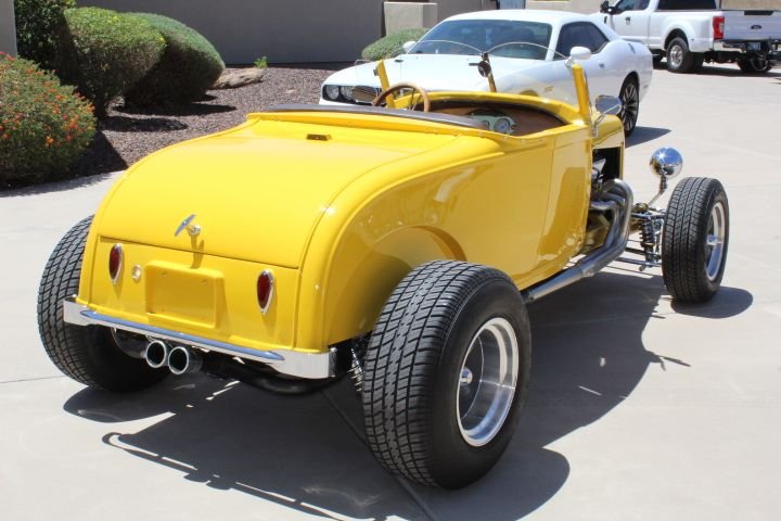 Unknown-Cabriolet-1932-yellow-brown-12