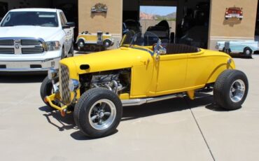 Unknown-Cabriolet-1932-yellow-brown-26