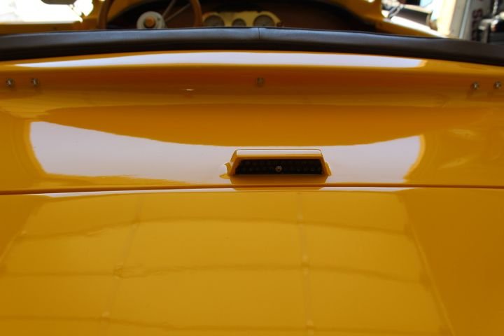 Unknown-Cabriolet-1932-yellow-brown-31