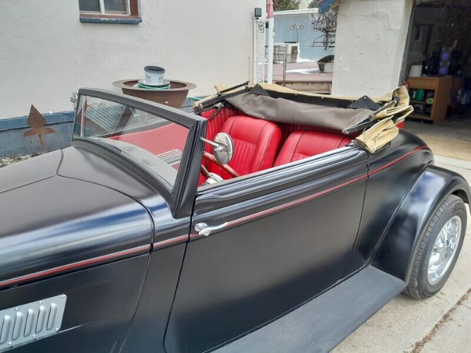 Unknown-Cabriolet-1934-Satin-Black-Red-Pin-7
