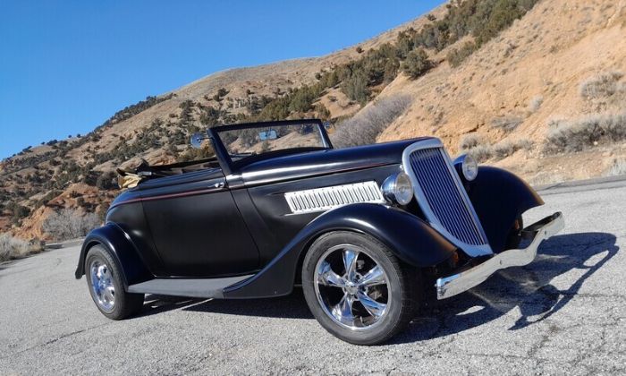 Unknown-Cabriolet-1934-Satin-Black-Red-Pin-8