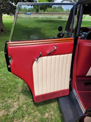 Unknown-Cabriolet-1935-Burgundy-Beige-Leather-30