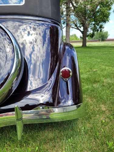 Unknown-Cabriolet-1935-Burgundy-Beige-Leather-6