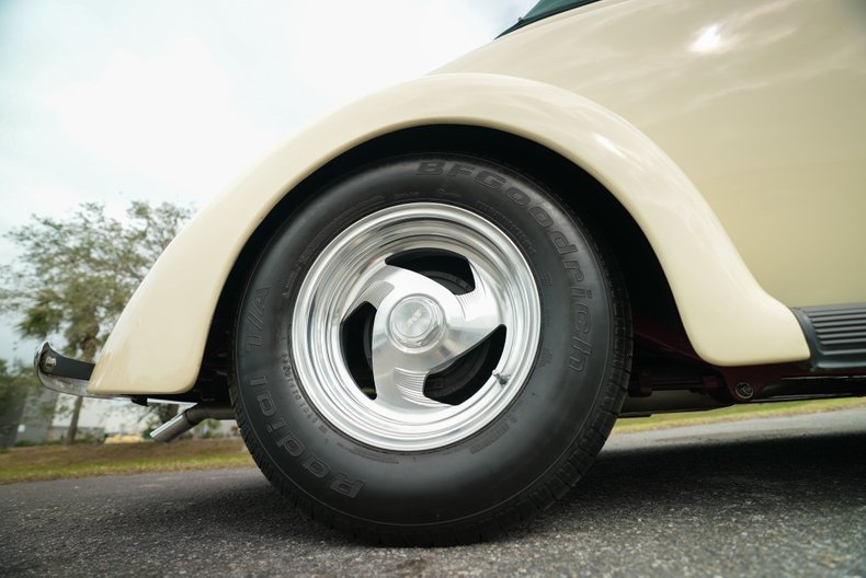 Unknown-Cabriolet-1937-Alabaster-White-Green-Light-10