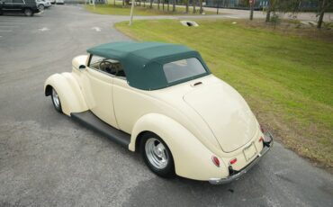 Unknown-Cabriolet-1937-Alabaster-White-Green-Light-12