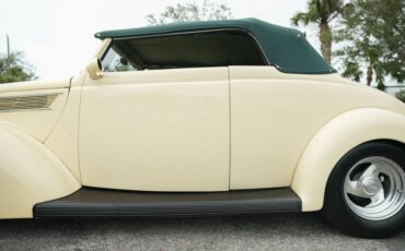 Unknown-Cabriolet-1937-Alabaster-White-Green-Light-19
