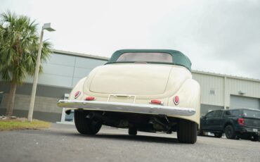 Unknown-Cabriolet-1937-Alabaster-White-Green-Light-31
