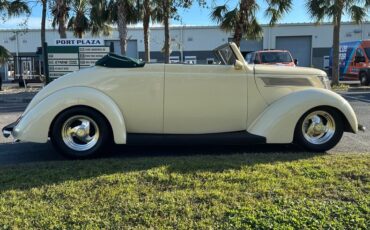 Unknown-Cabriolet-1937-Alabaster-White-Green-Light-40