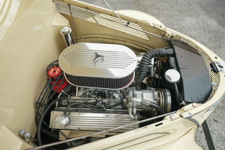 Unknown-Cabriolet-1937-Alabaster-White-Green-Light-6