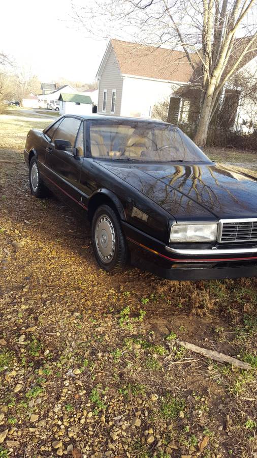 Unknown-Caddilac-allante-1989-black-42