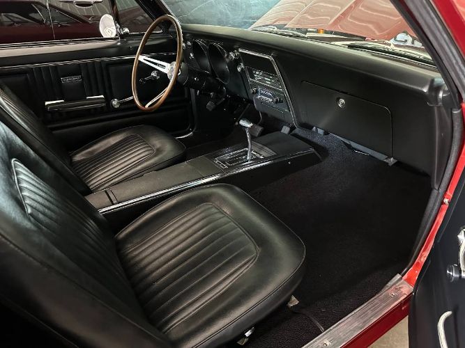 Unknown-Camaro-1967-Aztec-Bronze-Black-13