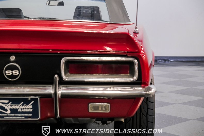 Unknown-Camaro-1967-Balero-Red-Black-36