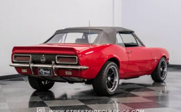 Unknown-Camaro-1967-Balero-Red-Black-37