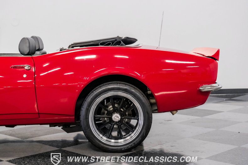 Unknown-Camaro-1967-Balero-Red-Black-6