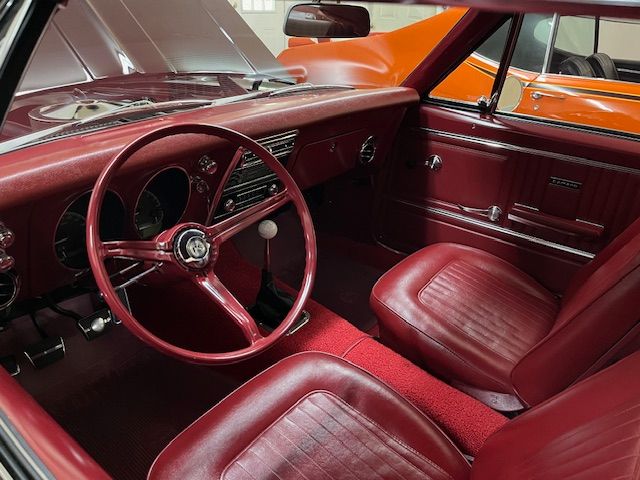 Unknown-Camaro-1967-Black-Red-5