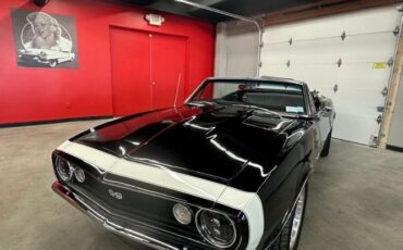 Unknown-Camaro-1967-Black-White-Top-Black-11
