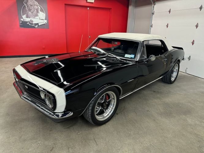 Unknown-Camaro-1967-Black-White-Top-Black-3