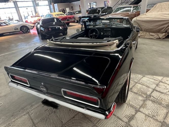 Unknown-Camaro-1967-Black-White-Top-Black-8