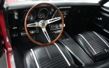 Unknown-Camaro-1967-Bolero-Red-Black-1