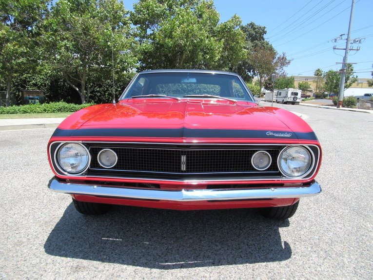 Unknown-Camaro-1967-Bolero-Red-Black-1