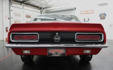 Unknown-Camaro-1967-Bolero-Red-Black-10