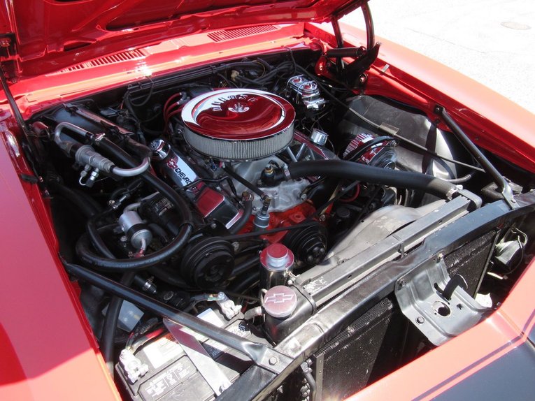 Unknown-Camaro-1967-Bolero-Red-Black-12