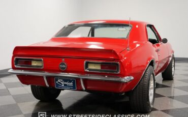 Unknown-Camaro-1967-Bolero-Red-Black-12