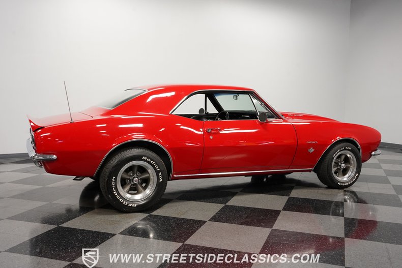 Unknown-Camaro-1967-Bolero-Red-Black-14