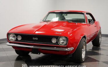 Unknown-Camaro-1967-Bolero-Red-Black-19