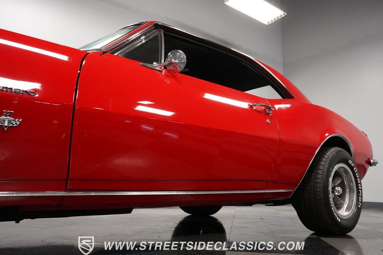 Unknown-Camaro-1967-Bolero-Red-Black-20