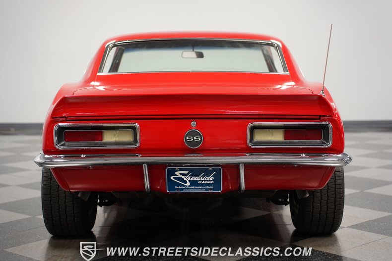 Unknown-Camaro-1967-Bolero-Red-Black-23