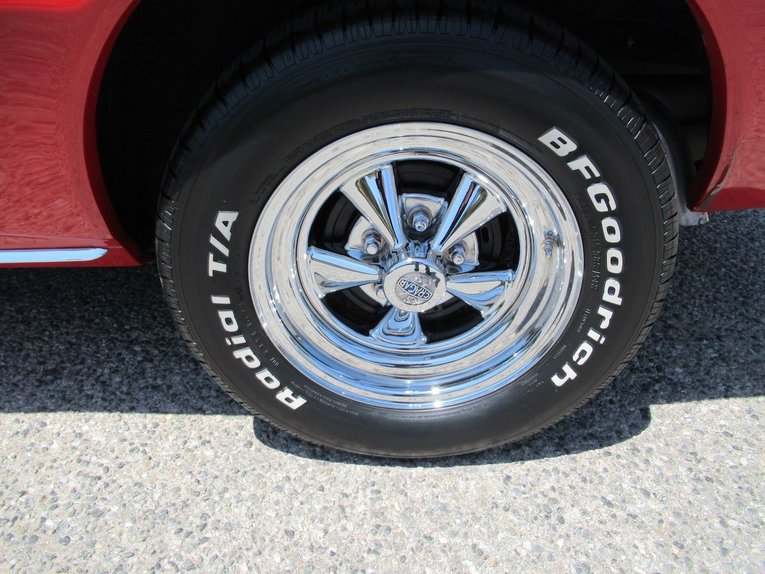 Unknown-Camaro-1967-Bolero-Red-Black-24