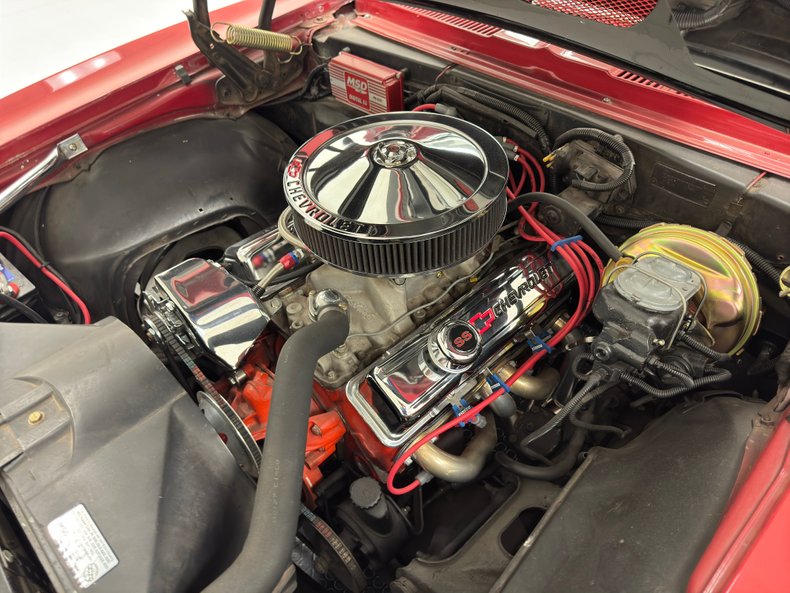 Unknown-Camaro-1967-Bolero-Red-Black-25