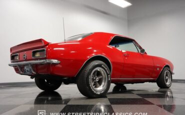 Unknown-Camaro-1967-Bolero-Red-Black-25