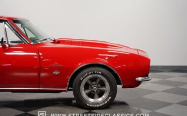 Unknown-Camaro-1967-Bolero-Red-Black-28