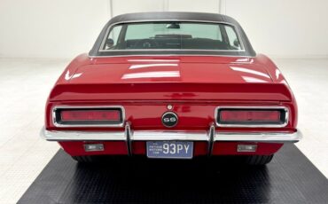 Unknown-Camaro-1967-Bolero-Red-Black-3