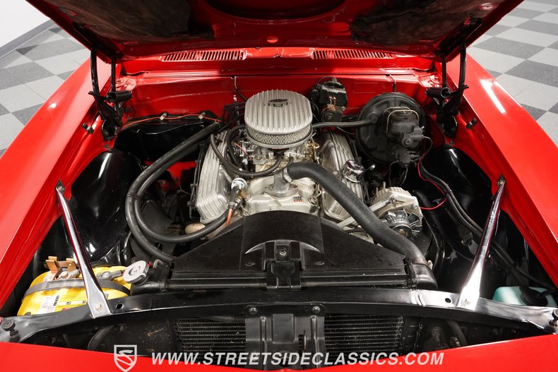 Unknown-Camaro-1967-Bolero-Red-Black-3