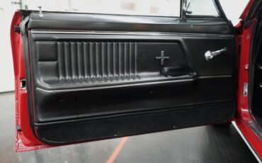 Unknown-Camaro-1967-Bolero-Red-Black-34